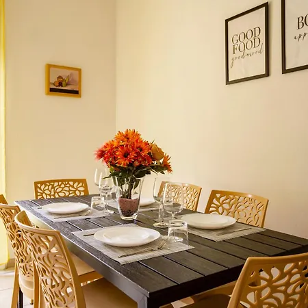 Lake-near Historic Center Appartement *