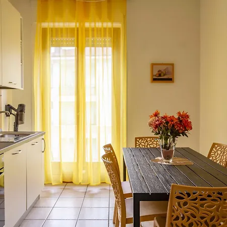 Lake-near Historic Center Appartement *