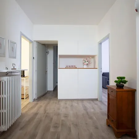 Spacious - Center, & Station 10 Min * Лекко